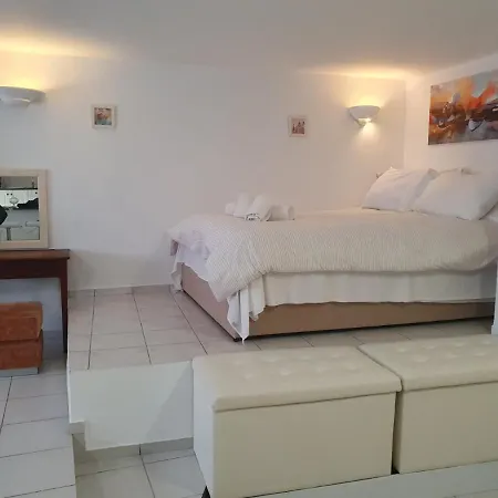 Apartment Ina's Cosy Studio 55m2, Koukaki, Acropolis 7' Athens