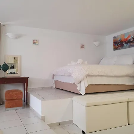 Apartment Ina's Cosy Studio 55m2, Koukaki, Acropolis 7' *