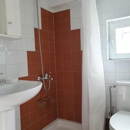 Ina's Cosy Studio 55m2, Koukaki, Acropolis 7' *